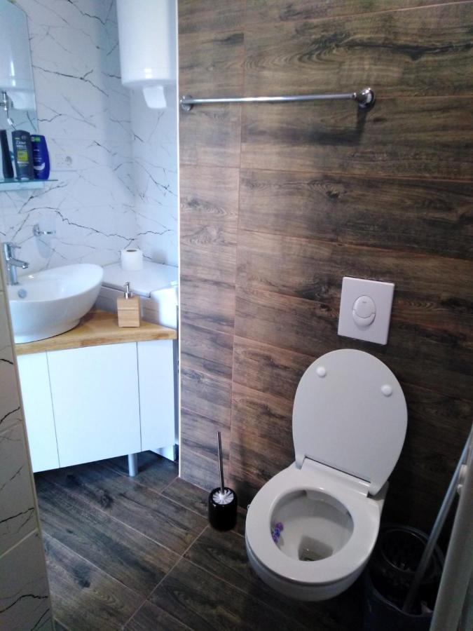 Kala Apartment โนวีซาด ภายนอก รูปภาพ
