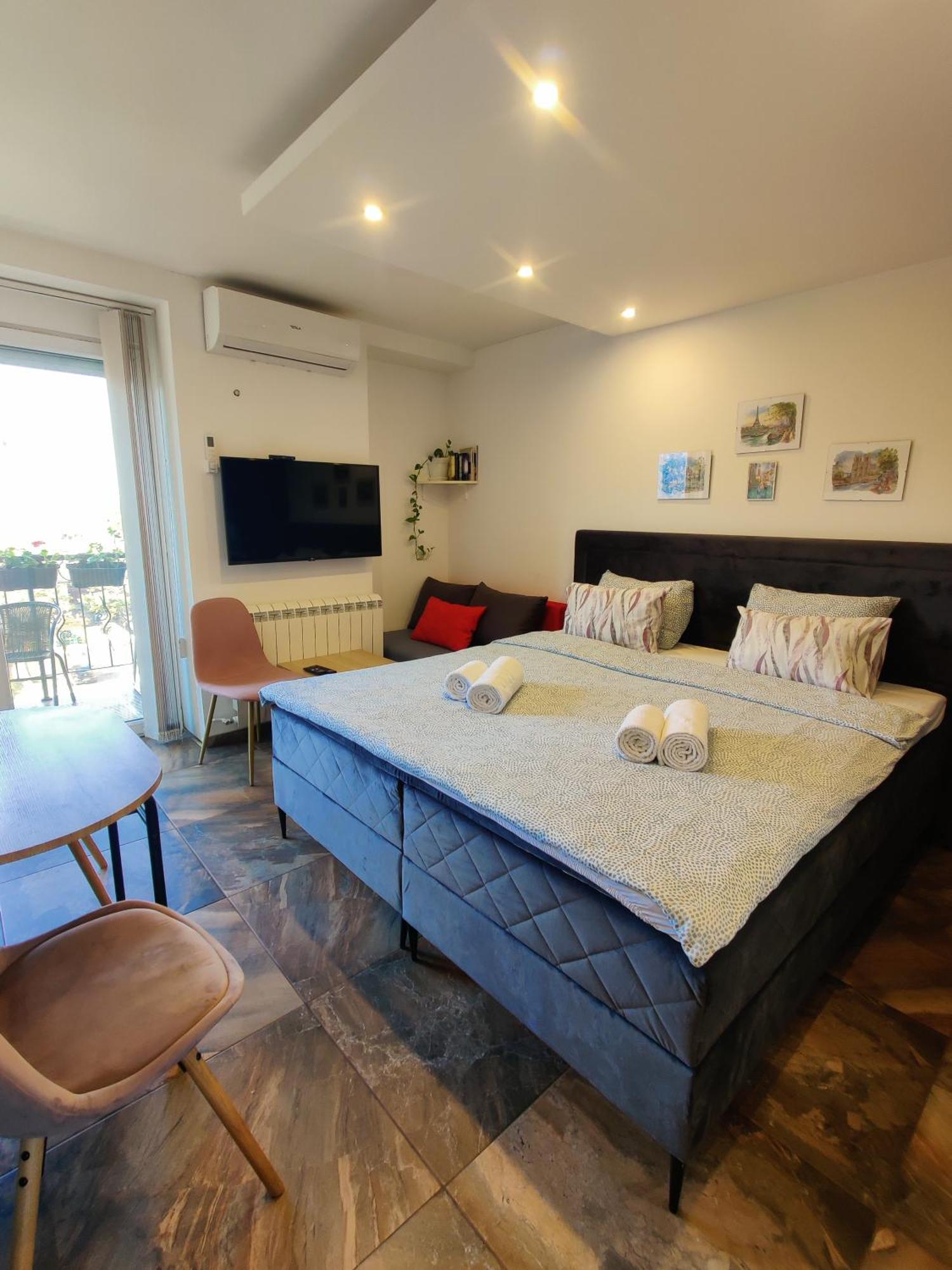 Kala Apartment โนวีซาด ภายนอก รูปภาพ